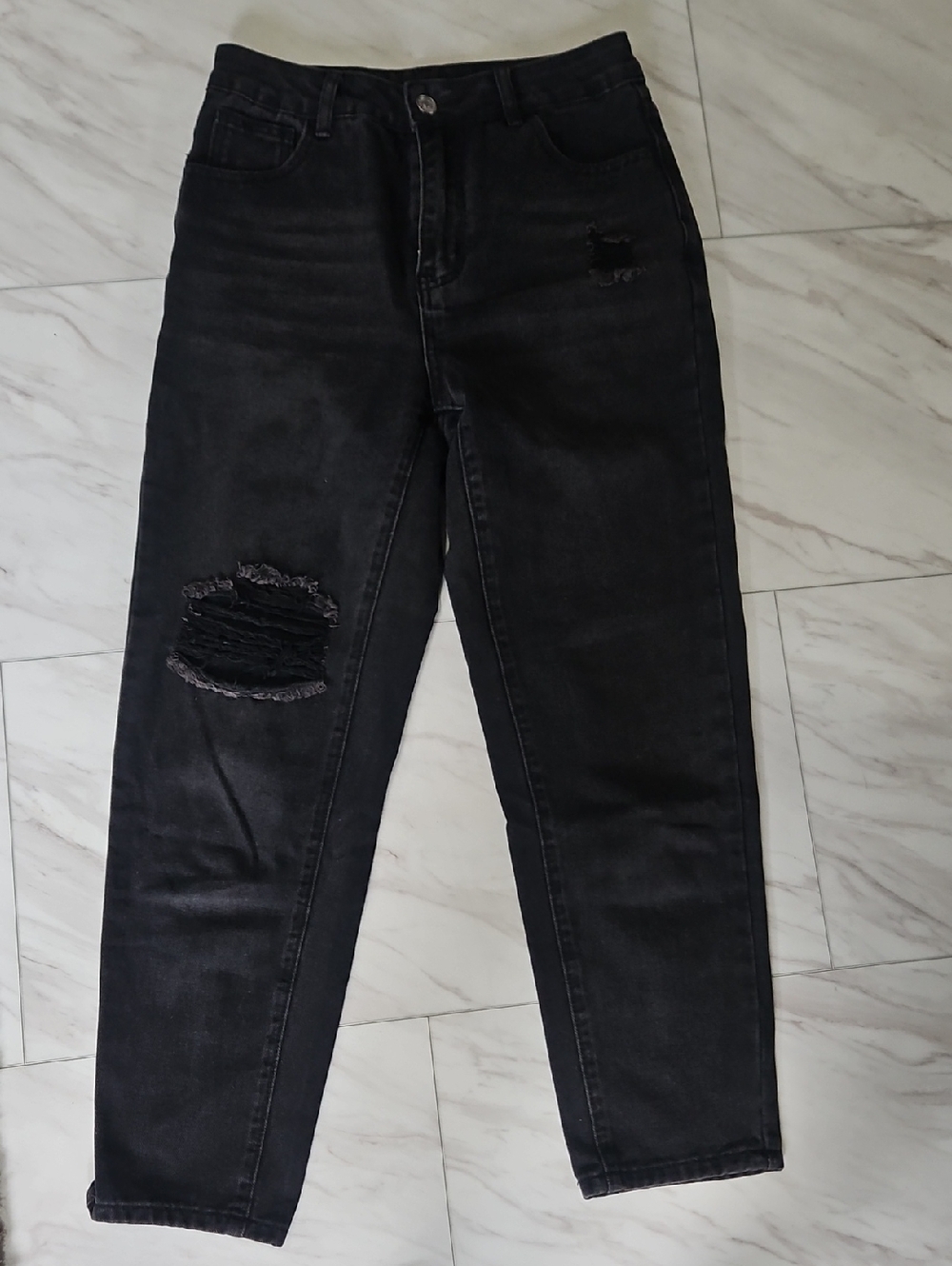 Black Distressed Women's Jeans